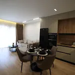 Matisse No21 - Luxury One Bedroom With Parking Tirana