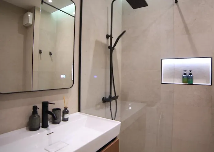 Apartmán Matisse No21 - Luxury One Bedroom With Parking Tirana