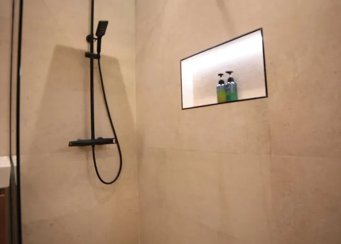 Apartmán Matisse No21 - Luxury One Bedroom With Parking *