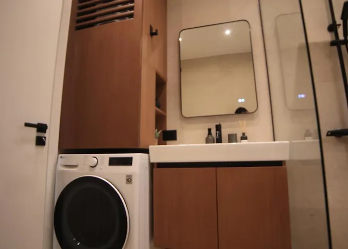 Apartmán Matisse No21 - Luxury One Bedroom With Parking