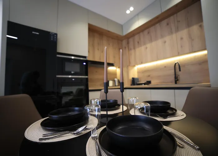 Apartmán Matisse No21 - Luxury One Bedroom With Parking