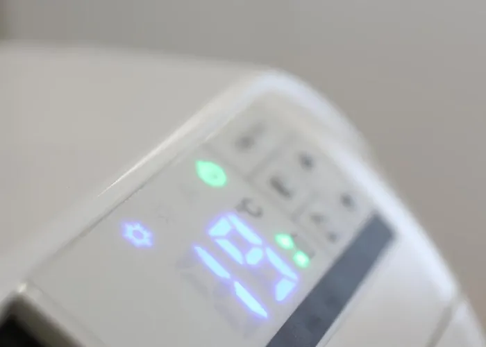 Matisse No21 - Luxury One Bedroom With Parking * Tirana