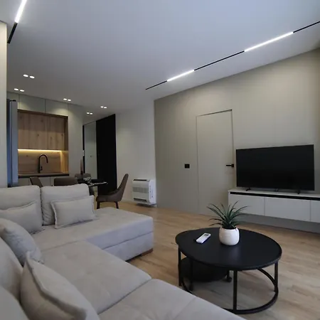 Matisse No21 - Luxury One Bedroom With Parking *