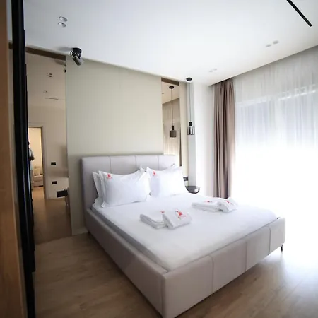 Matisse No21 - Luxury One Bedroom With Parking * Тирана