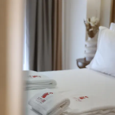 Апартаменты Matisse No21 - Luxury One Bedroom With Parking Тирана