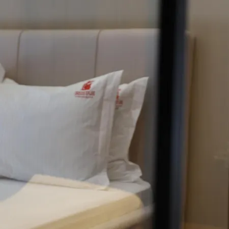 Matisse No21 - Luxury One Bedroom With Parking *