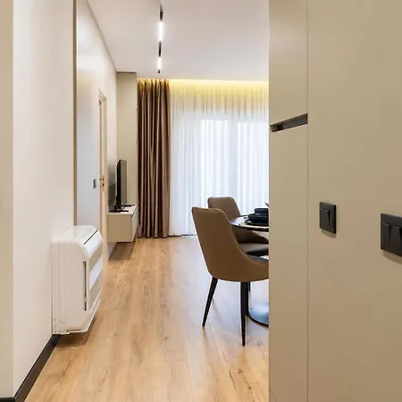 Matisse No21 - Luxury One Bedroom With Parking Тирана