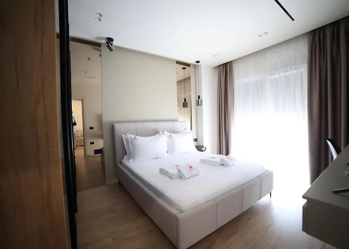 Matisse No21 - Luxury One Bedroom With Parking * تيرانا